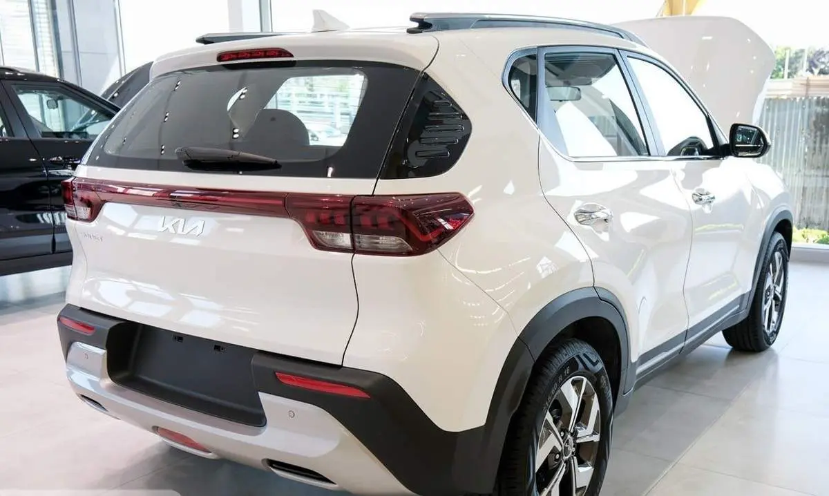 تفاوت بالای قیمت خودروهای وارداتی در ایران و افغانستان!