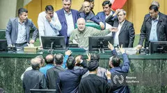 الزام عبور از فضای پرتنش سیاسی