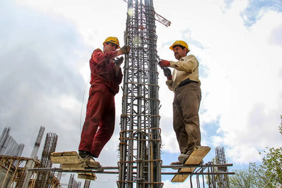 کارگران ساختمانی برای بیمه در این سایت ثبتنام کنند