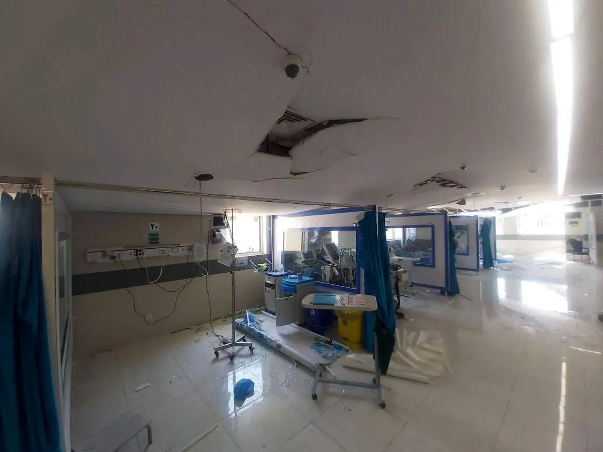 نخستین تصاویر از حمله امروز اسرائیل به بیمارستان فارابی کرمانشاه 