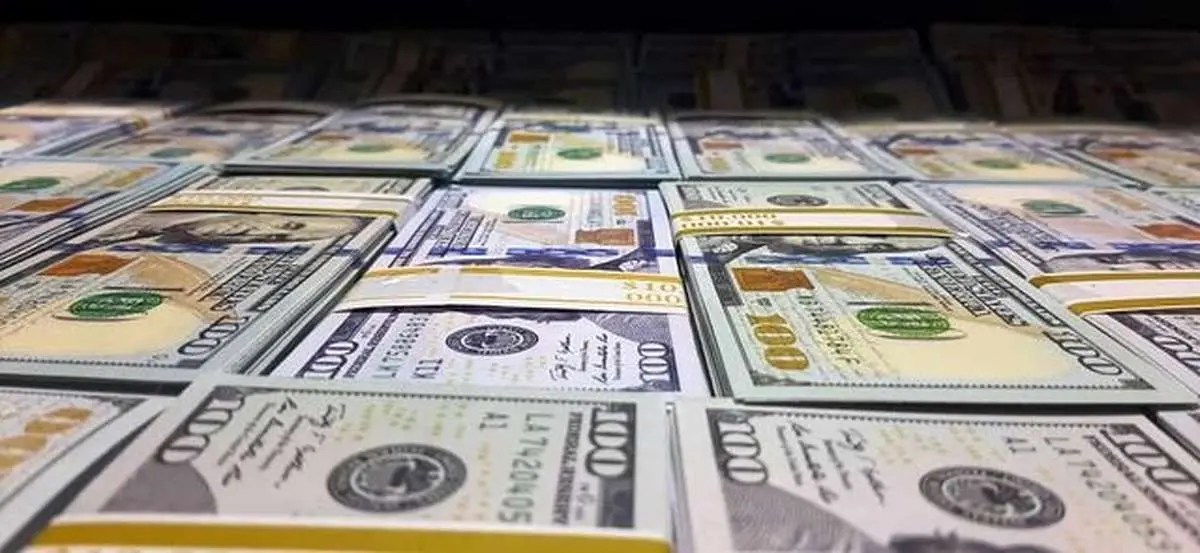 قیمت دلار در انتظار روز موعود حزب‌الله!