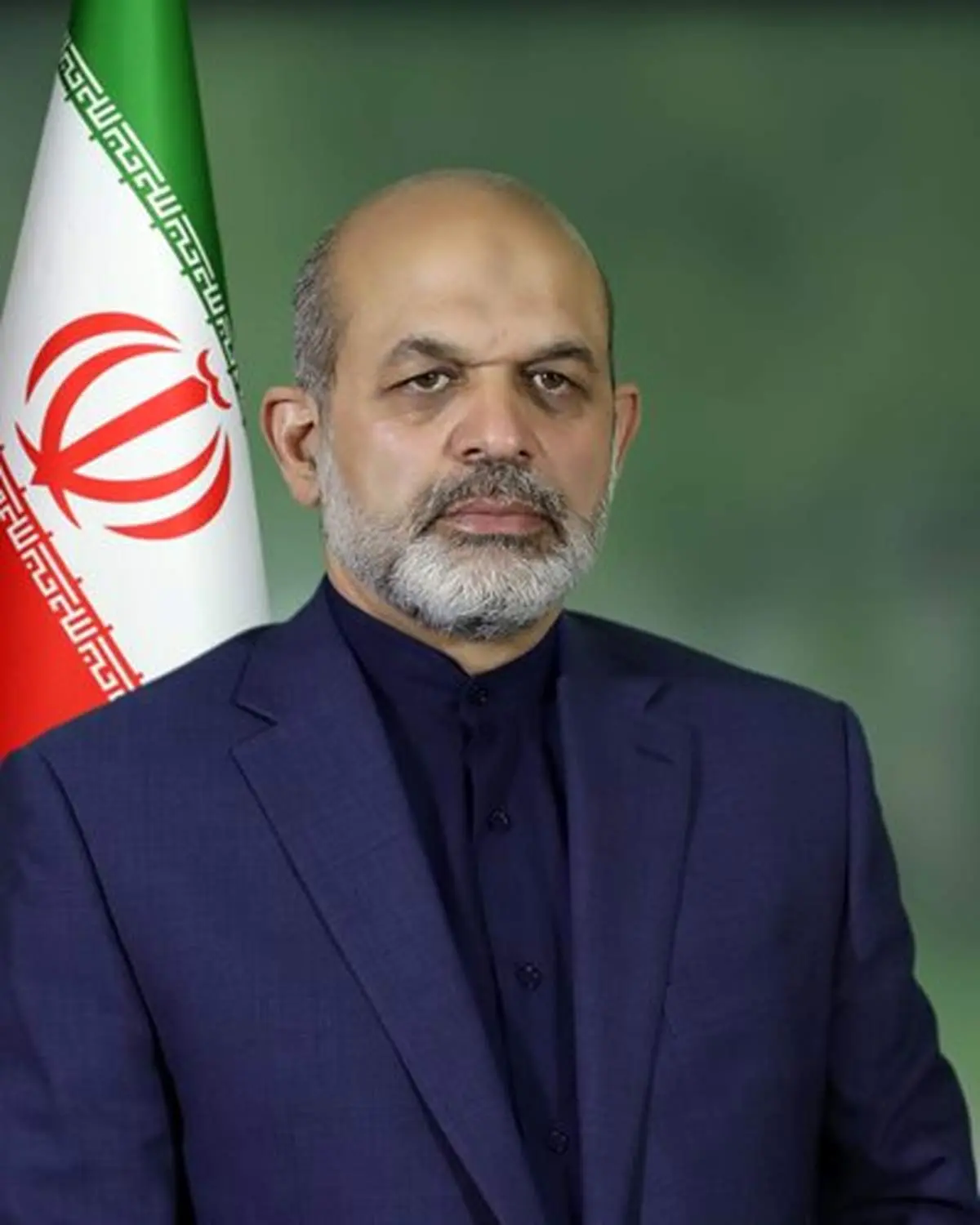 استایل متفاوت وزیر کشور در بازدید از ستاد انتخابات