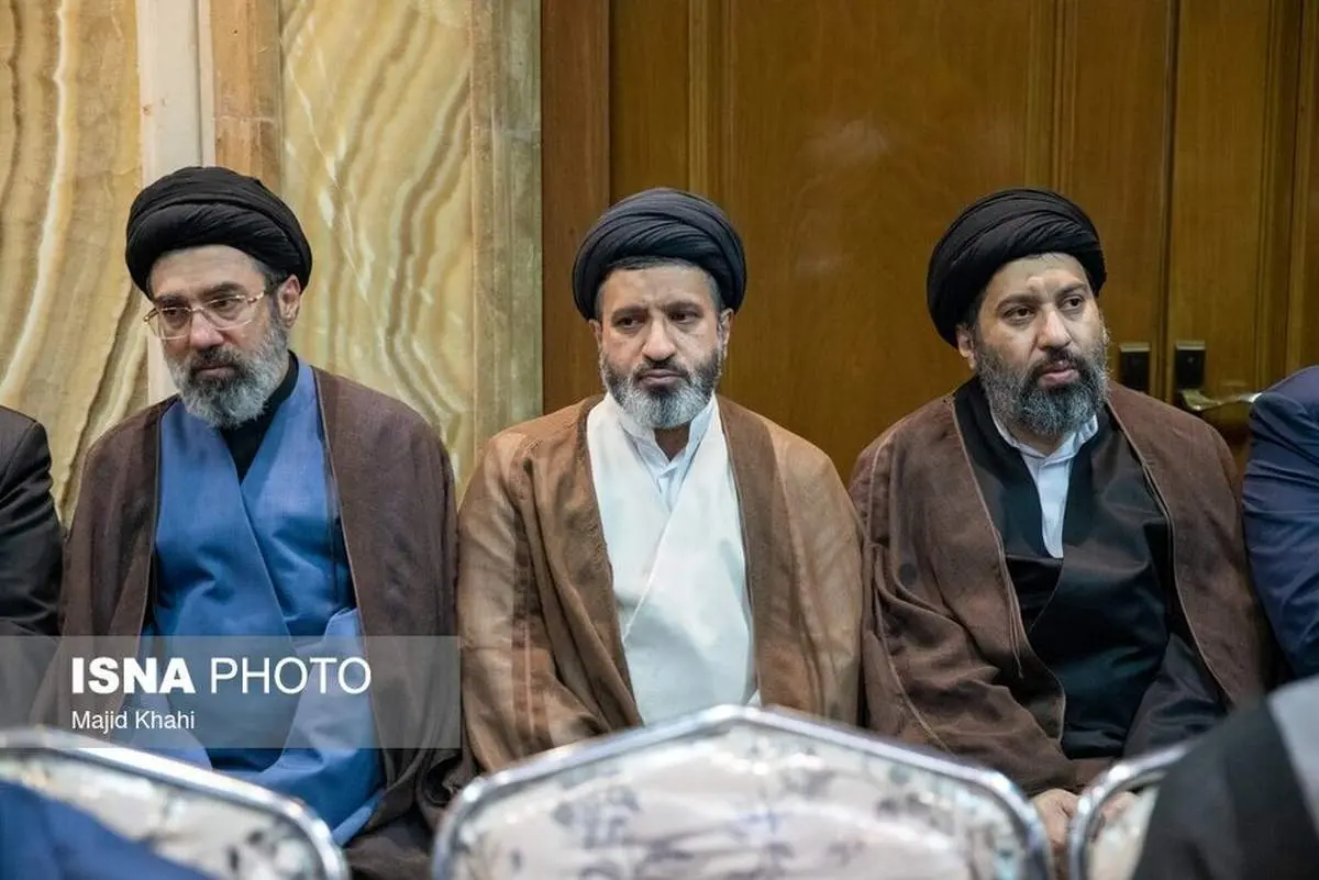 فرزندان رهبر انقلاب در یک قاب/ عکس