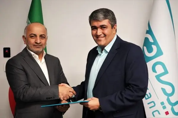 تاکید مدیرعامل بیمه دی بر ضرورت حفظ جایگاه برتر این شرکت/ معرفی پنج مدیر جدید بیمه دی

