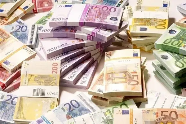 قیمت دلار و یورو امروز پنجشنبه ۳ خرداد ۱۴۰۳/ جدول