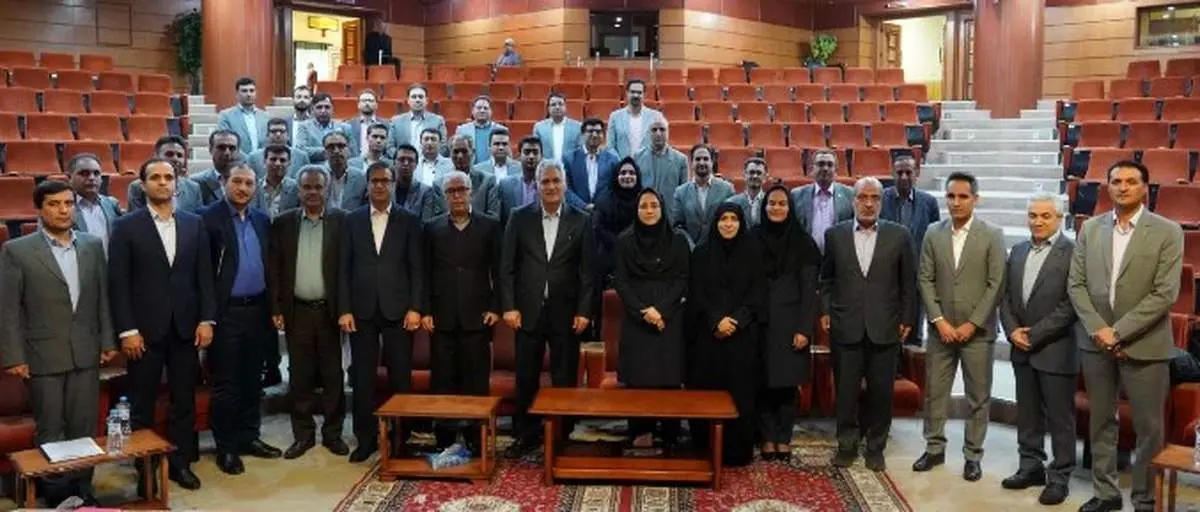 استان فارس سهم بزرگی در موفقیت‌های بانک دارد/ استان فارس ظرفیت‌های بی بدیلی در سطح کشور دارد