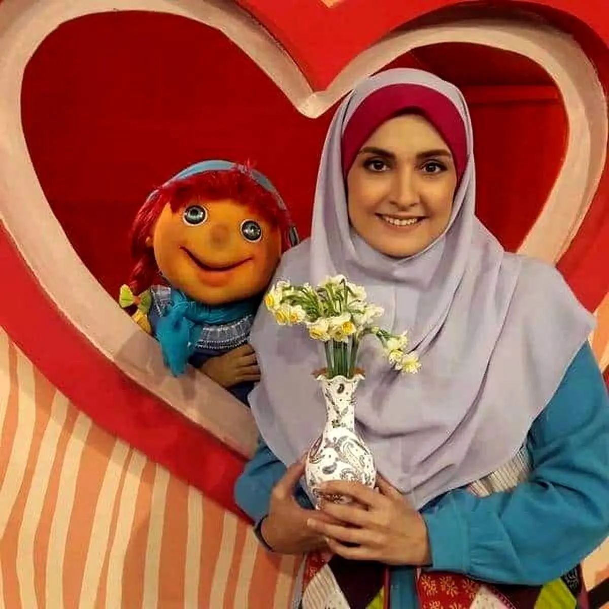 ببینید | عصبانیت شدید «خاله نرگس» روی آنتن زنده تلویزیون