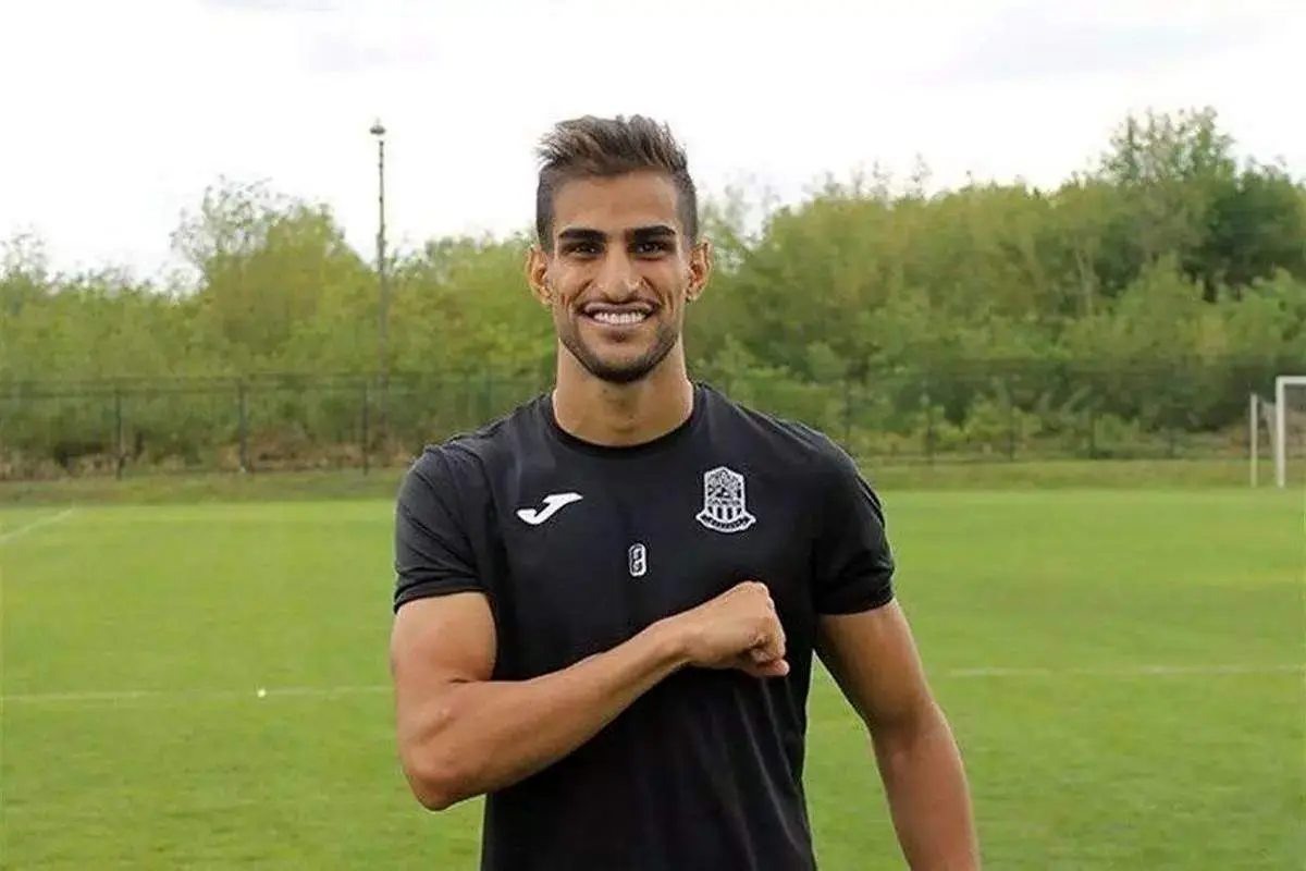 رضایتنامه این بازیکن را بدهید که برود 