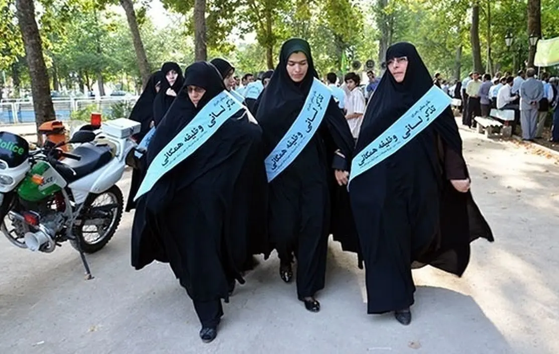 بازداشت سه نفر به اتهام درگیری با خانم حجاب‌بان 