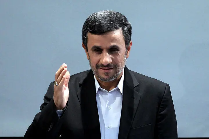 حرکت چراغ خاموش احمدی‌نژادی ها