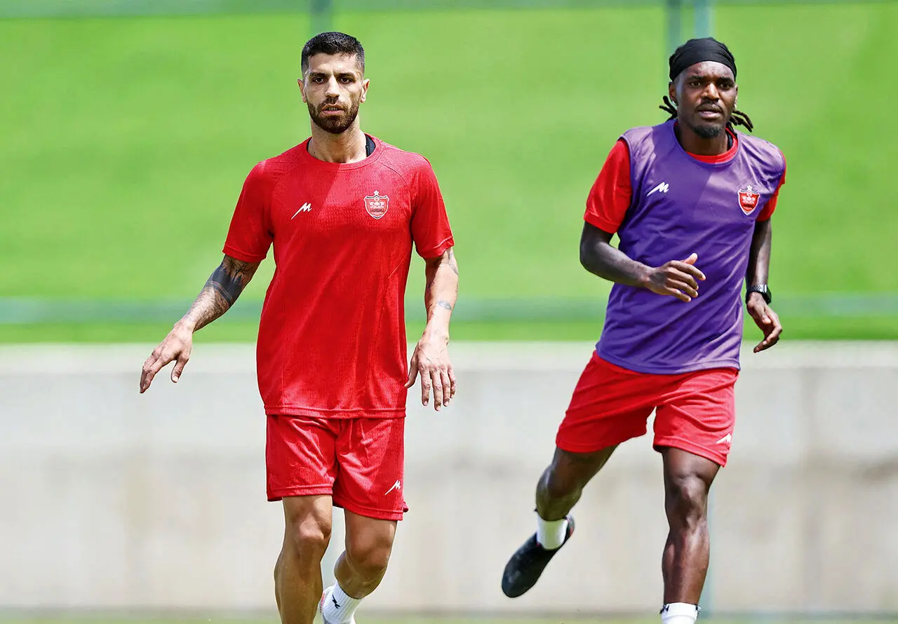 مصدومیت ستاره پرسپولیس جدی است!؟ 