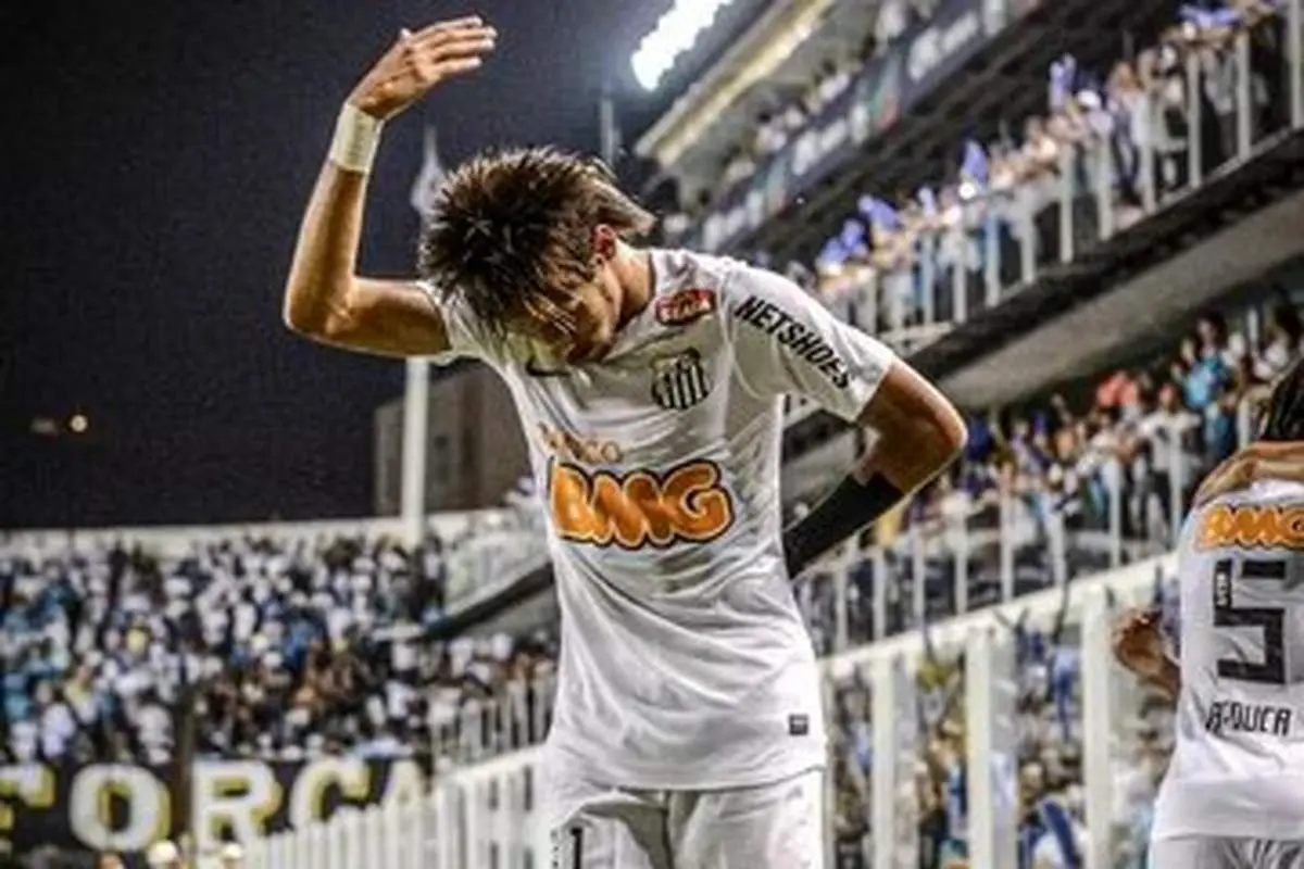 بازگشت باشکوه نیمار به خانه قدیمی+عکس