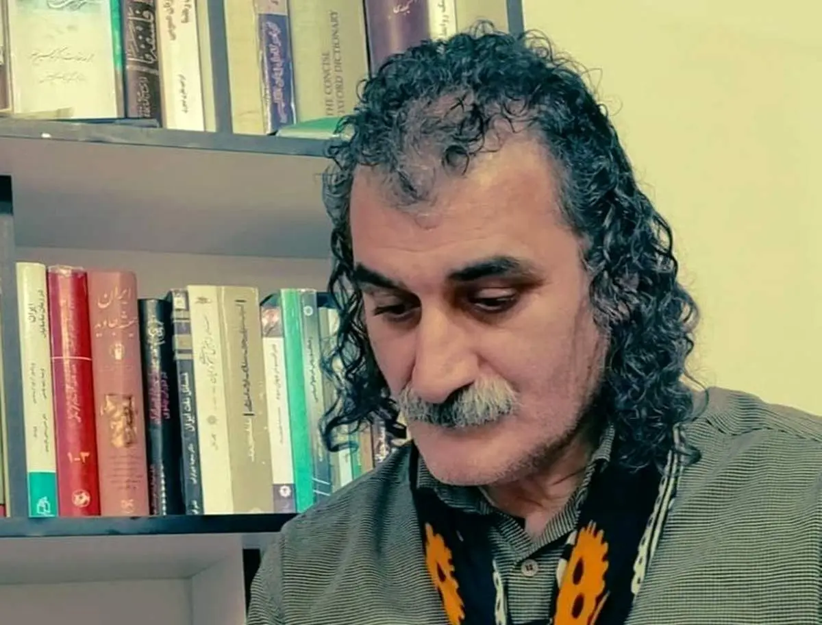 هیچ شاعری با «ناشر» شاعر نمی‌شود