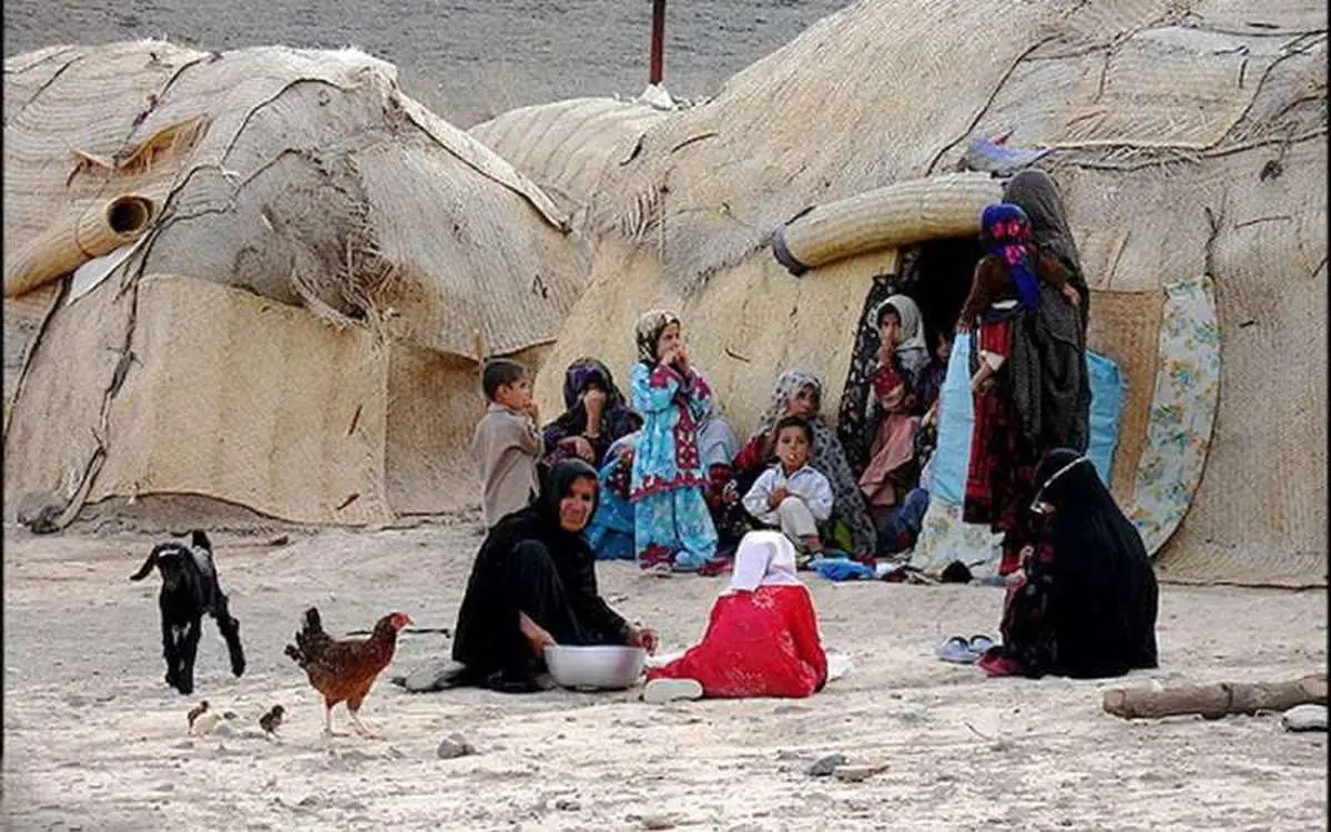 مردم  این روستا همچنان در زمستان هیزم می‌سوزانند/ روستاهایی در سیستان و بلوچستان آب و برق و گاز ندارند