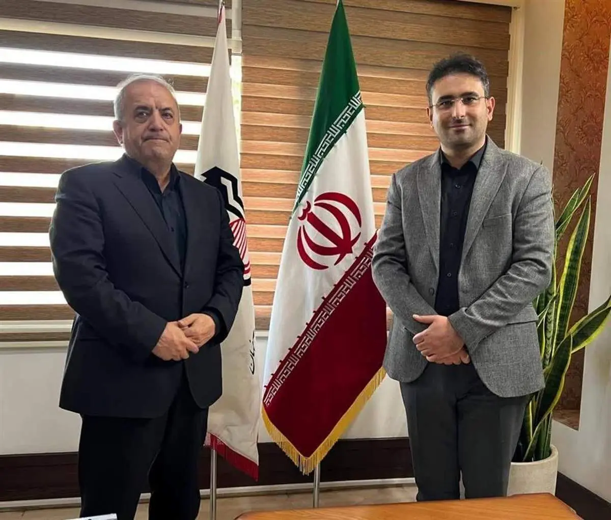 گسترش همکاریهای ذوب آهن اصفهان و صنایع لاستیکی سهند