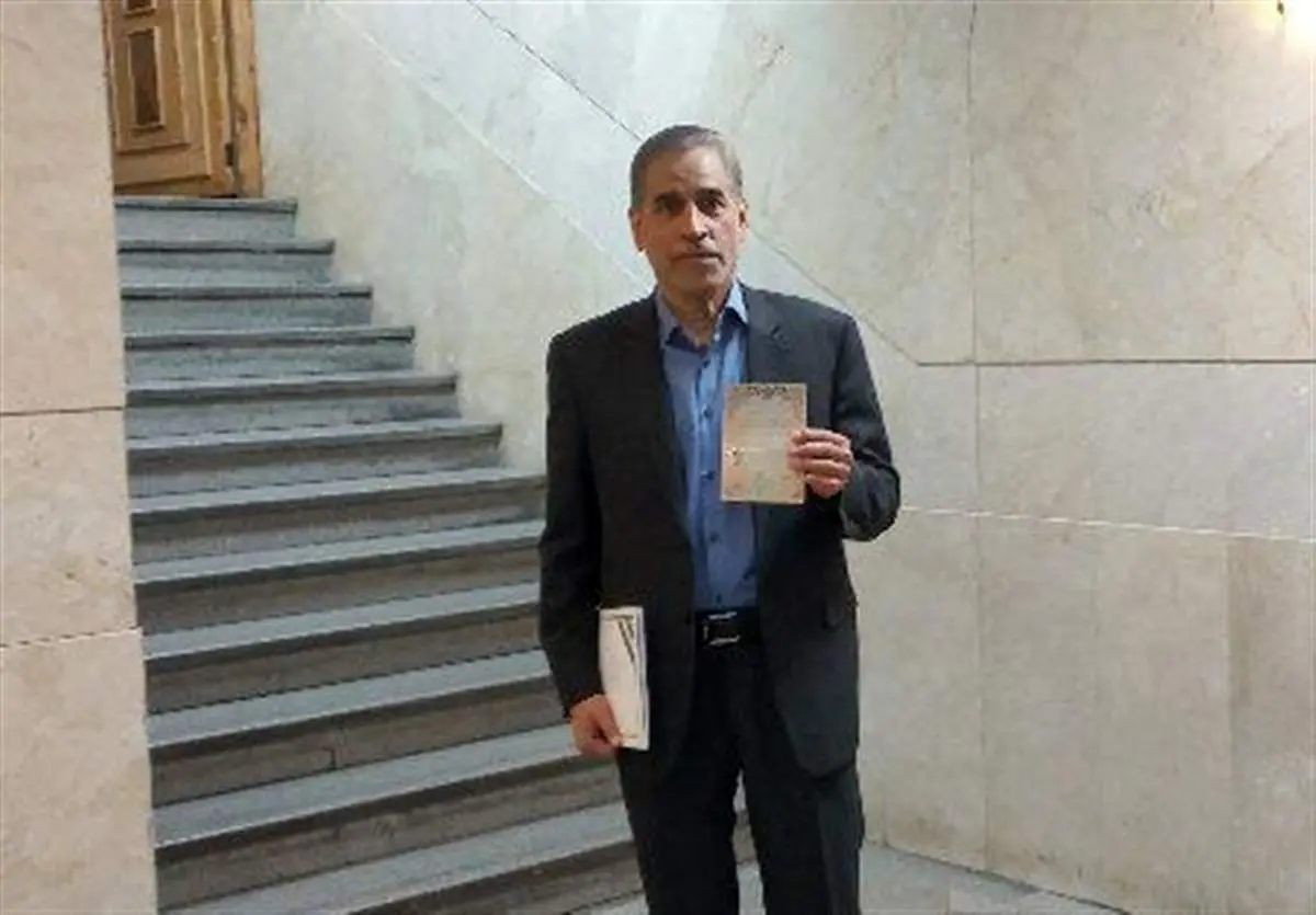 صادق خلیلیان: رئیس جمهور باید اقتصاددان باشد