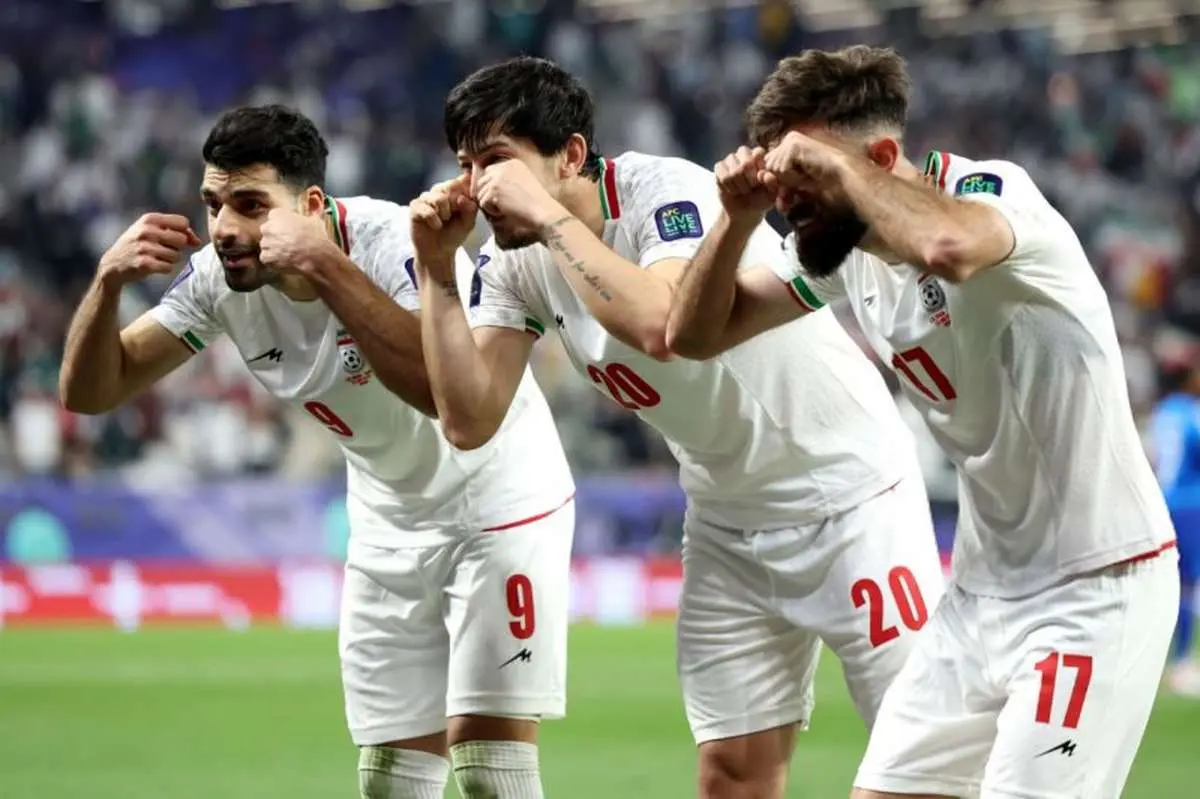 بازیکنان تیم ملی جواب دندان شکن به شعار اماراتی ها دادند/ تصاویر