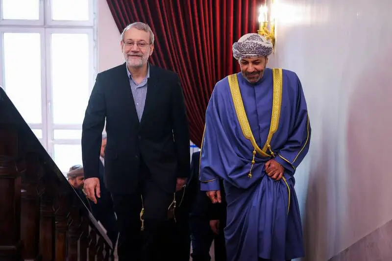 دعوت  لاریجانی برای مذاکره در مسقط؟