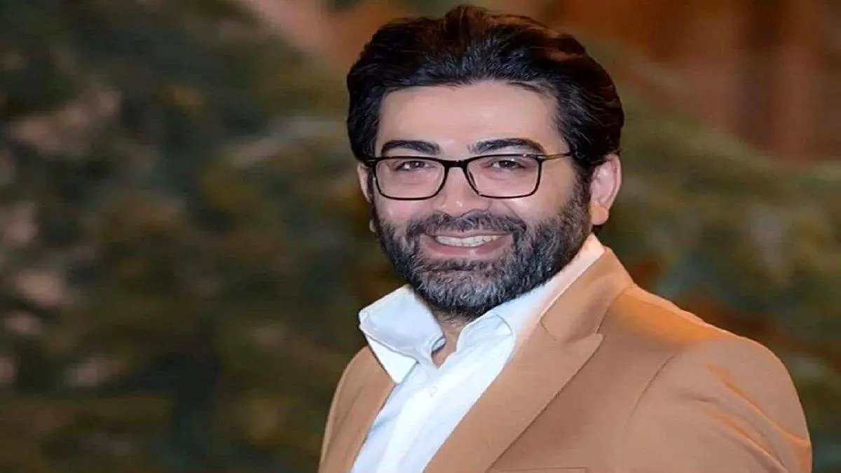 فرزاد حسنی یک تئاتر را به  تعطیلی کشاند +عکس