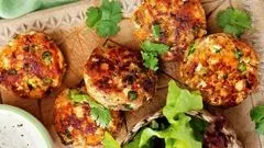 طرز تهیه کوکو سبزیجات رژیمی باب میل گیاه خواران