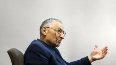 زیباکلام: خانم، سه دختر و دامادهایم به شدت مخالف من هستند/ببینید