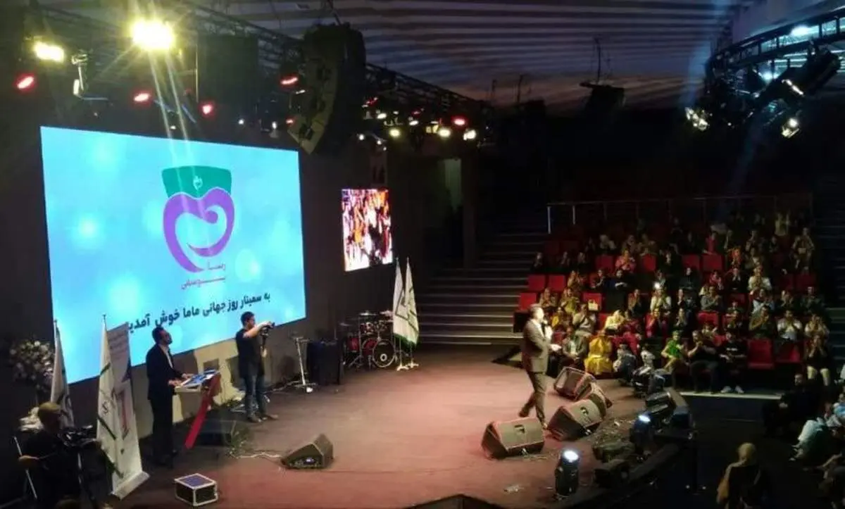 مصرف بی رویه فست فودها عاملی برای شیوع سرطان سینه