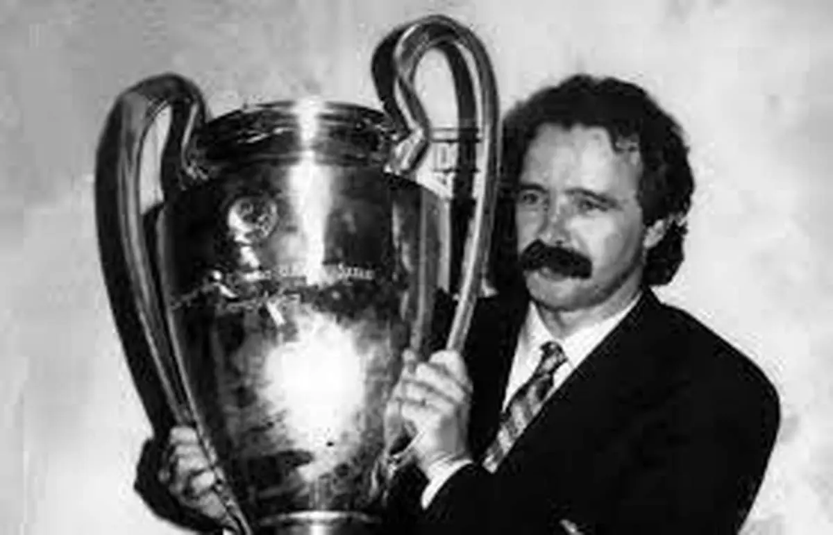 گزینه سرمربیگری تیم ملی فوتبال درگذشت