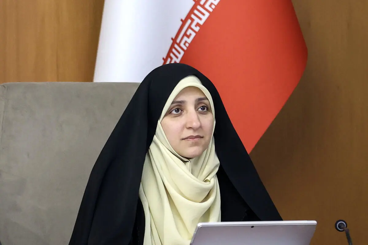 هنرمندان زن خارج از کشور می‌توانند بازگردند، چه برای زیارت چه برای دیدن اقوام

