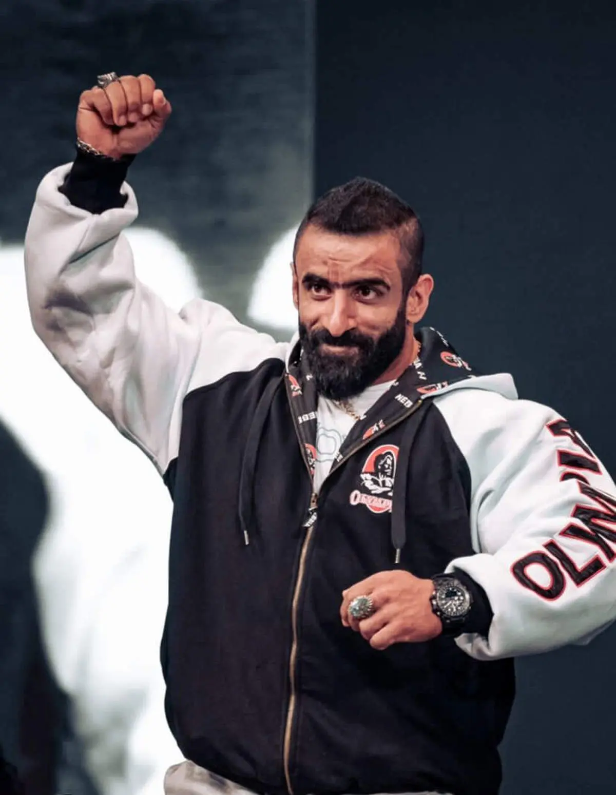 ساعت گران قیمت بر مچ هادی چوپان!