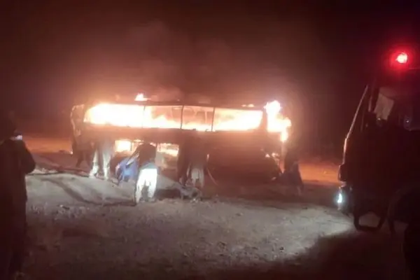 مرگ ۸۵ مهاجر اخراج شده افغان در تصادف اتوبوس