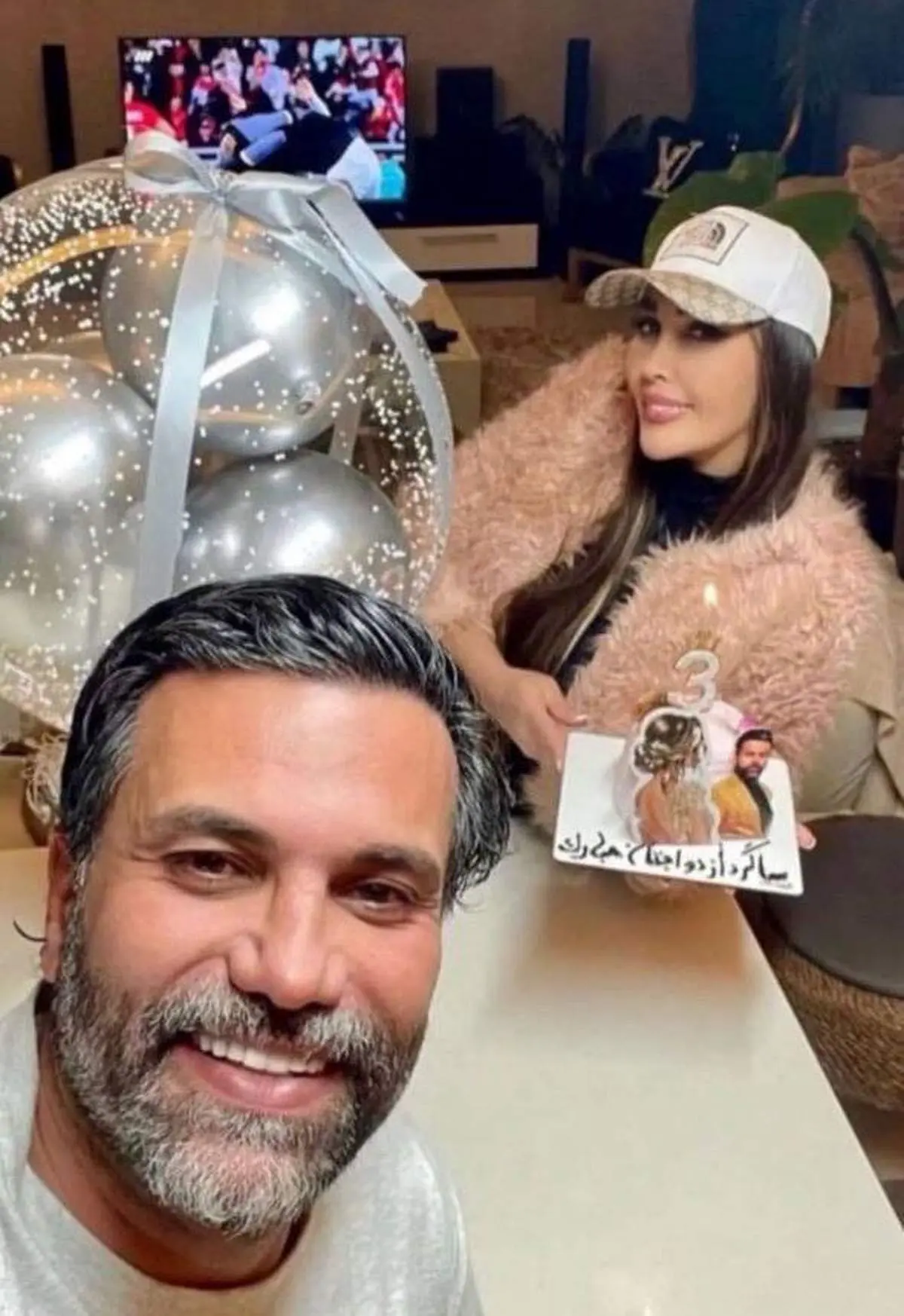 تصویر جدید نیکبخت و همسرش در سالگرد ازدواجشان / عکس