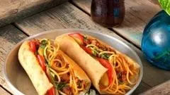 طرز تهیه ساندویچ ماکارونی به سبک ساندویچی‌های قدیمی