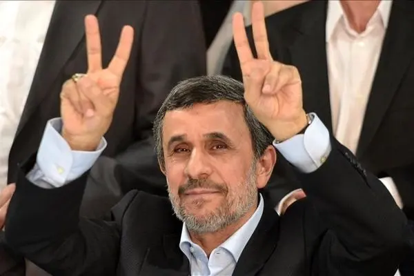 غوغای احمدی‌نژاد در ترکیه/ فیلم
