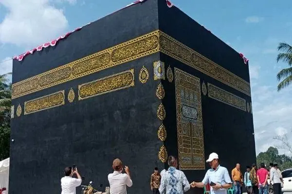 جان باختن یک زائر ایرانی در حین طواف مستحبی برای والدین