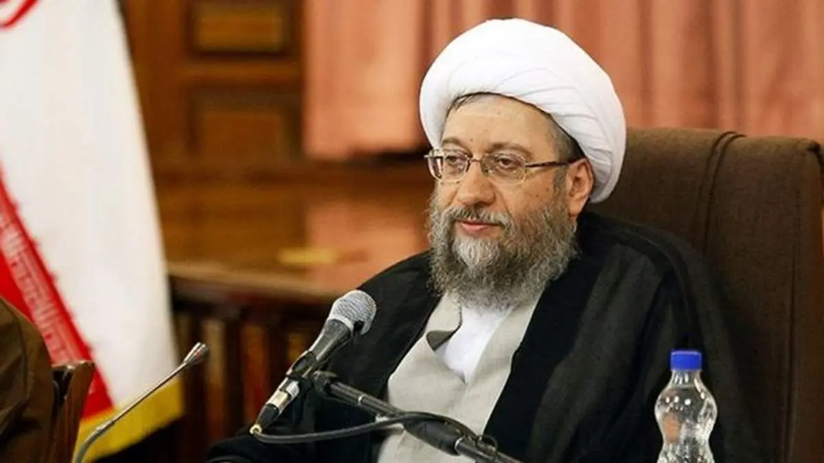 صادق لاریجانی خطاب به مسئولان : مشکلات اقتصادی مردم را حل کنید