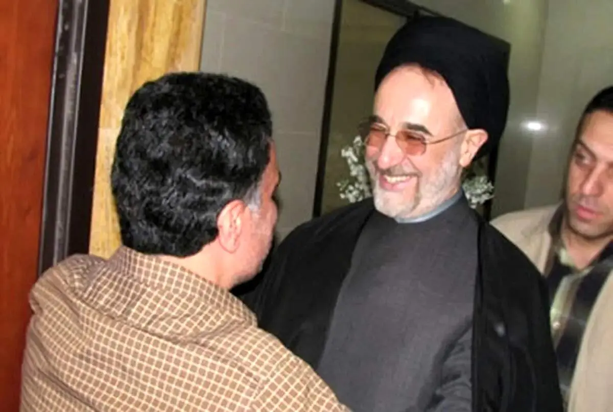 گفتوگوی تاجزاده از زندان با سید محمد خاتمی