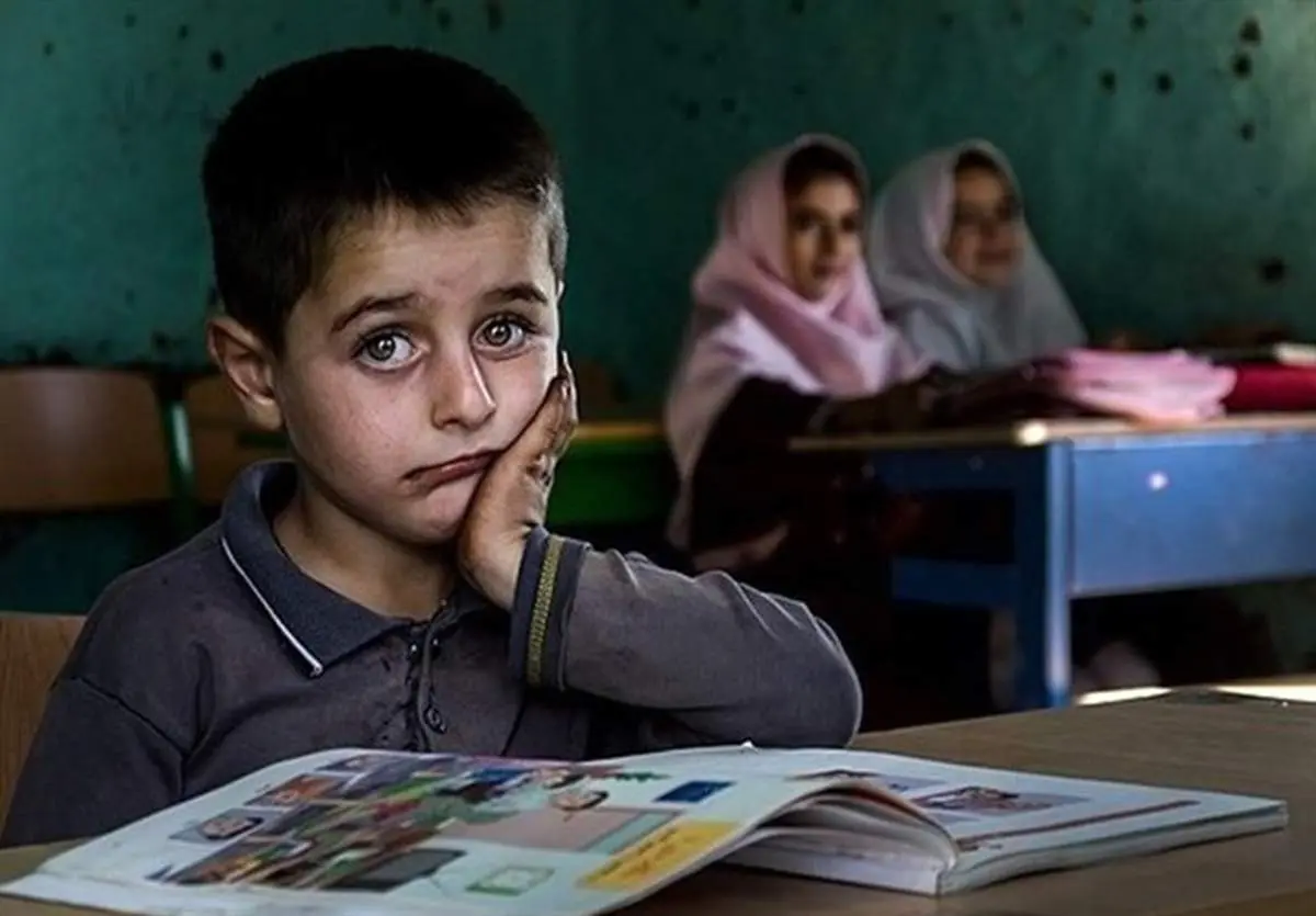 یک عضو کمیسیون آموزش و تحقیقات مجلس گفته۲۳ هزار کلاس معلم ندارند/
قالیباف قول پیگیری داده