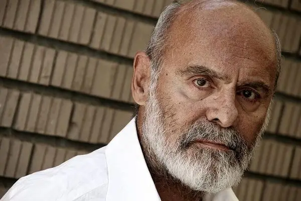 جمشید هاشم‌پور به همراه همسر و دخترش در جشنواره فیلم شهر