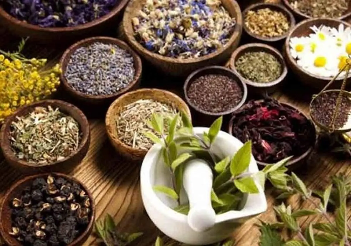 هشدار درباره عوارض مصرف خودسرانه گیاهان دارویی