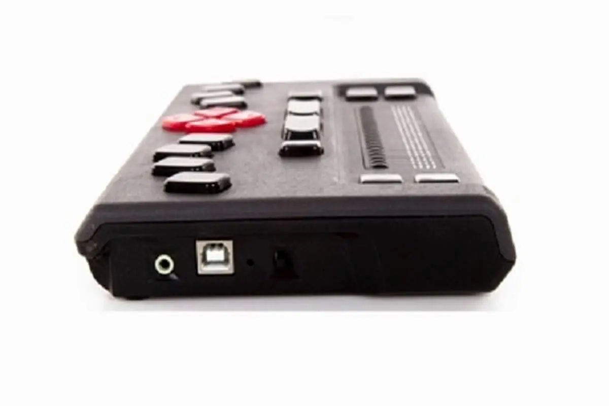 تبلت ویژه نابینایان به بازار میآید| برجستهنگار هوشمند که متن را به صدا تبدیل میکند