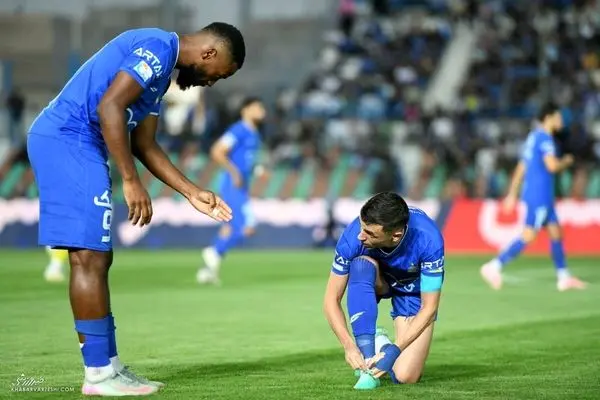 ساپینتو مهاجم ستقلال را رسما کنار گذاشت