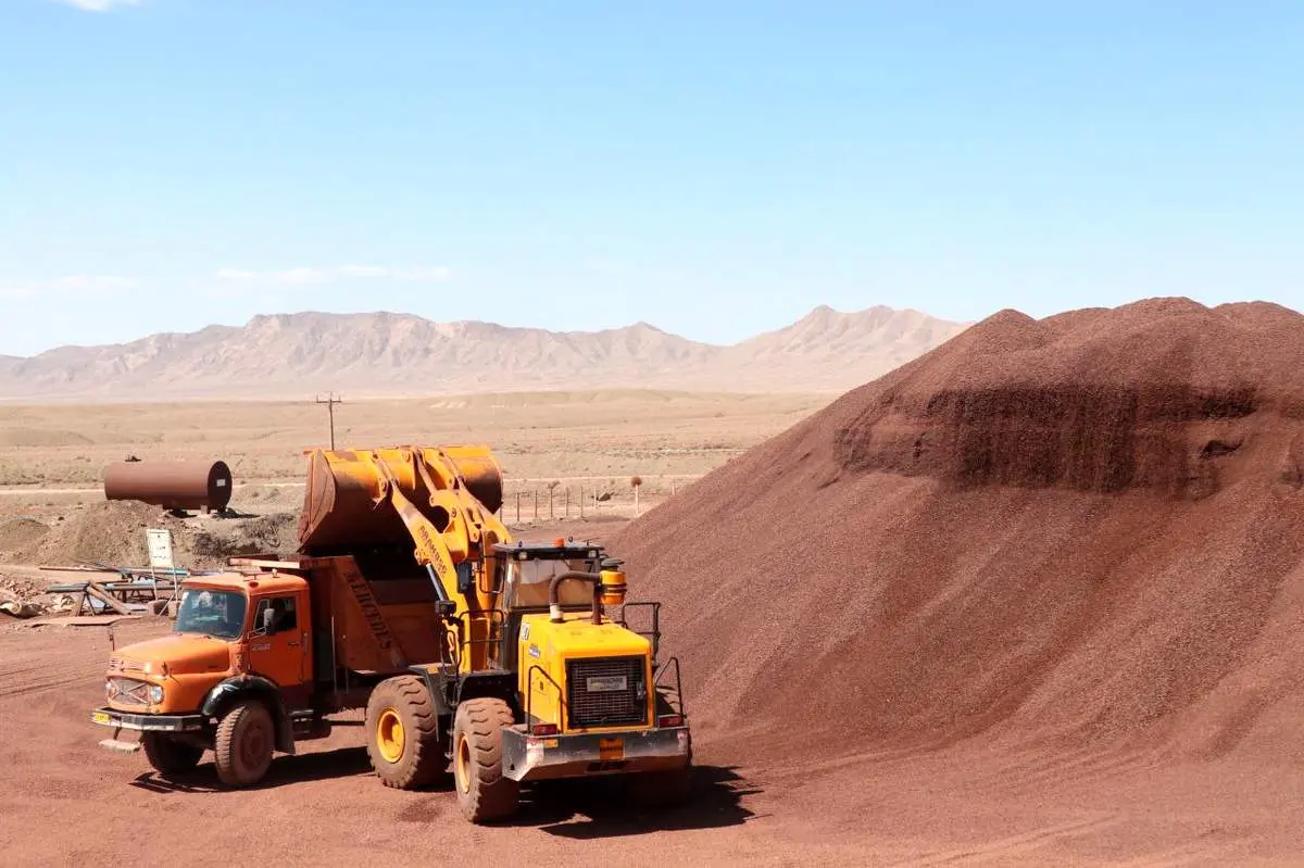 آغاز مصرف کنستانتره واسطه سنگین در مجتمع آلومینای ایران