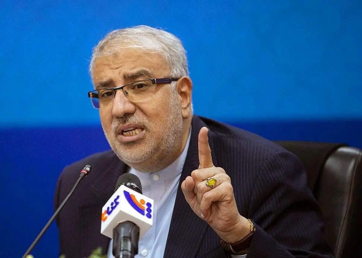 وزیر نفت: کارت سوخت  در همه جایگاهها هست