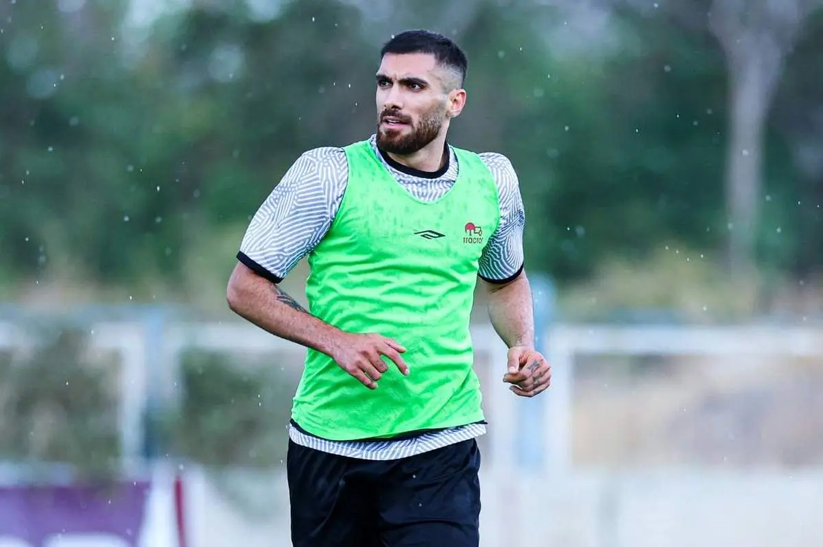 عارف آقاسی رسما به استقلال پیوست