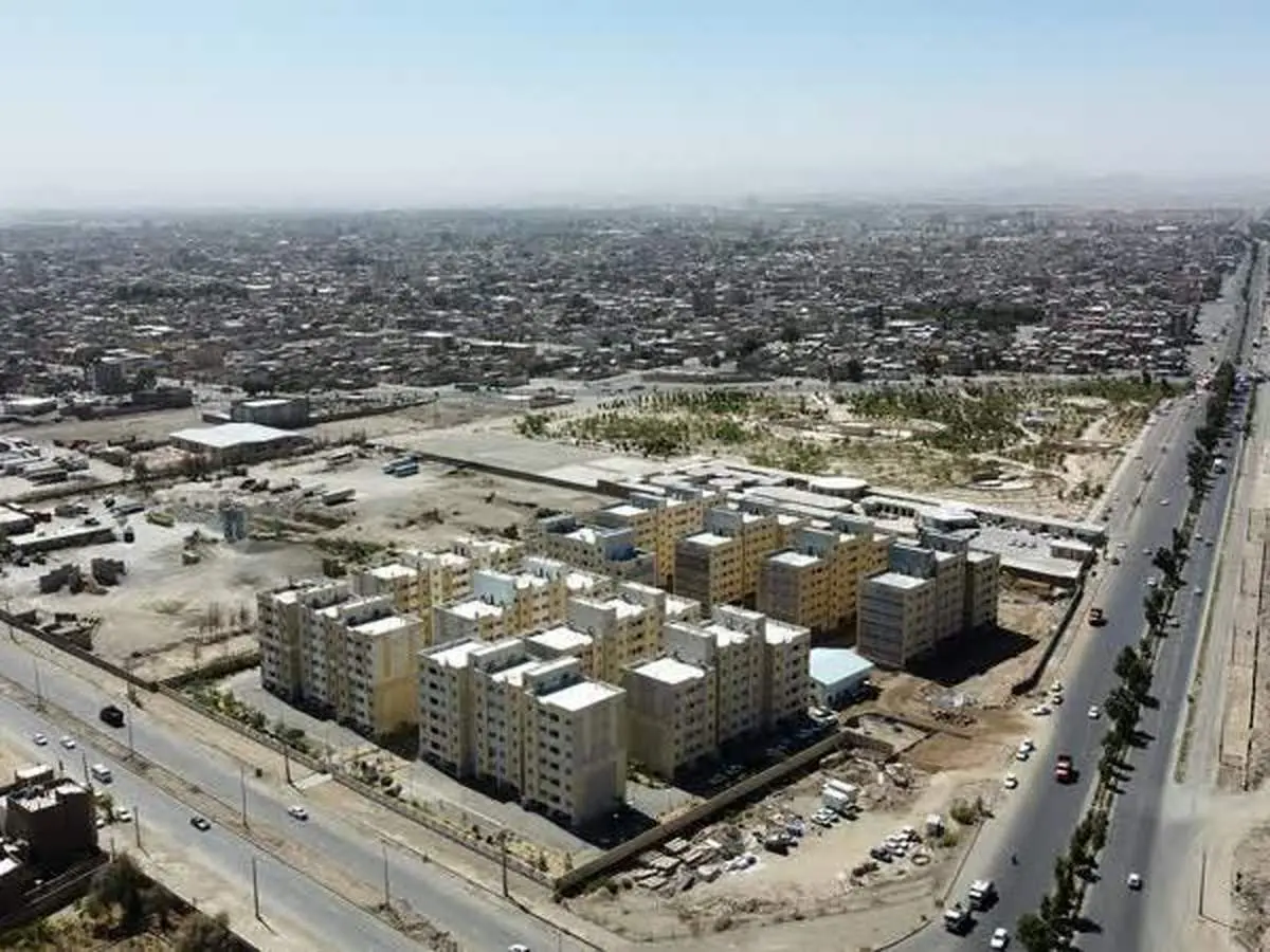 بهرهبرداری از طرح ۳۷۰ واحدی بهارستان زاهدان در هفته دولت