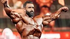 ببینید/ احترام نظامی هادی چوپان به پرچم ایران