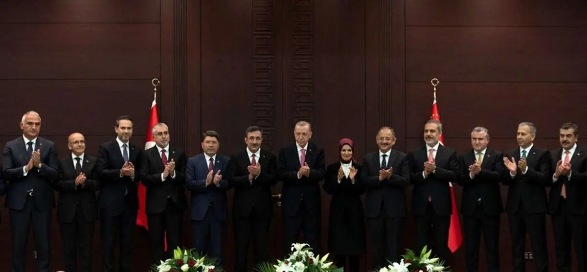 ببینید | اردوغان کابینه ترکیه را شخم زد