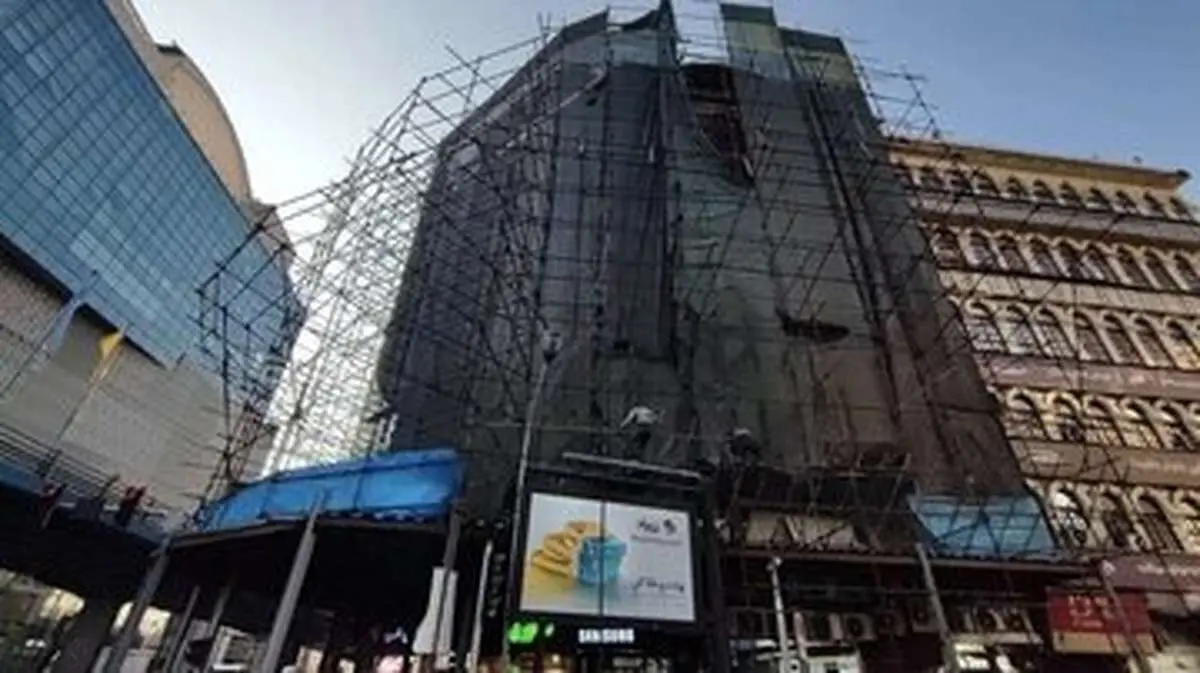 حکم پلمپ بزرگترین مجتمع موبایل در ایران صادر شد