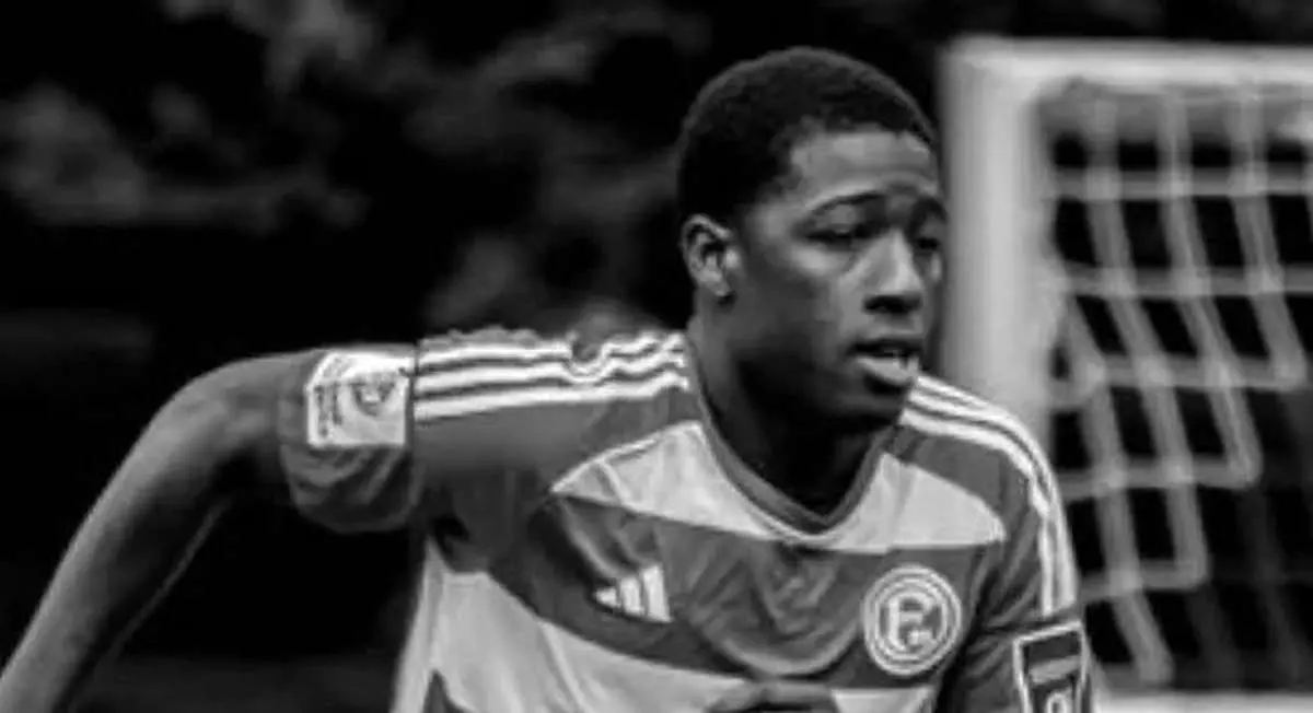 فوتبالیست ۱۶ ساله درگذشت
