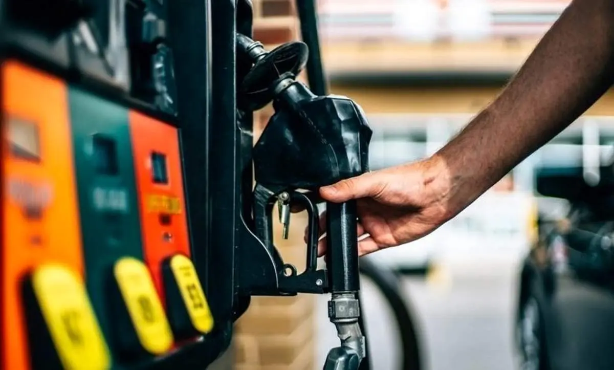 قیمت بنزین سوپر رسماً نجومی شد